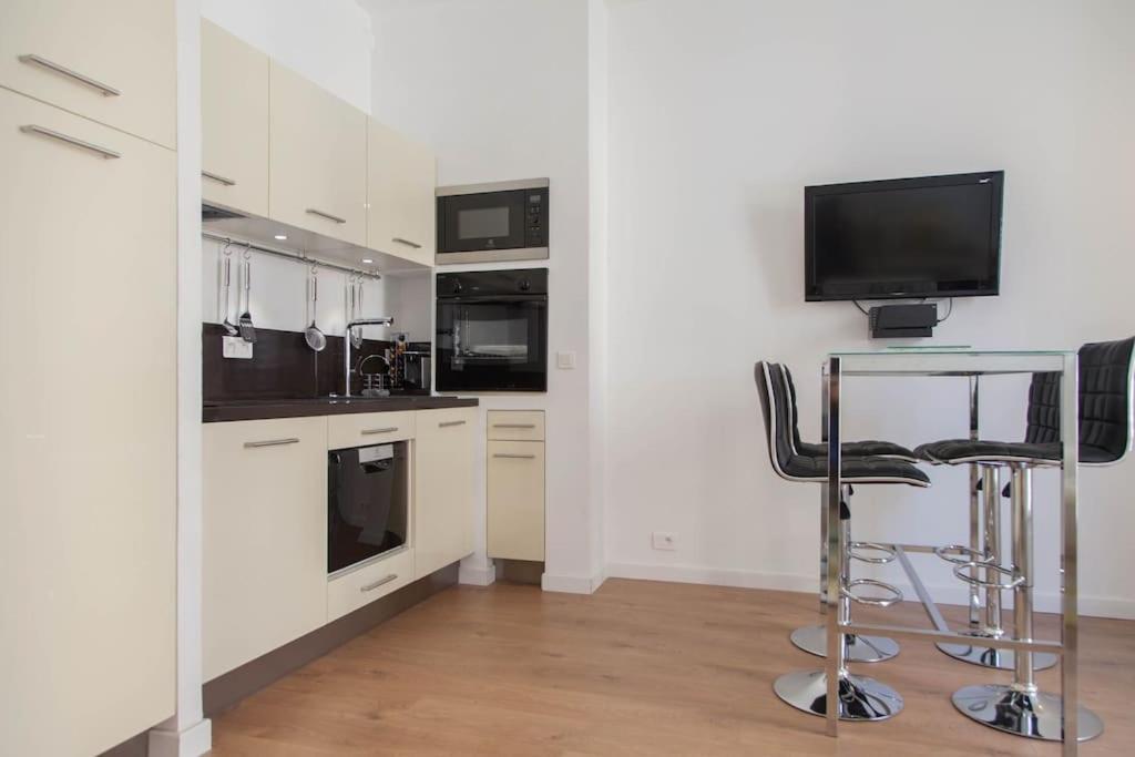 #28 1 Bdr Flat Ac Balcony Hper Central 10Mins To Beach & Old Town Nice Exterior photo